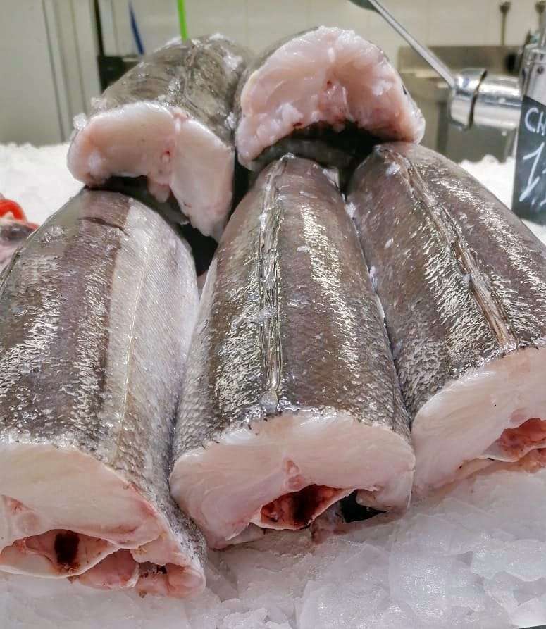 Colas de merluza gallega de pincho