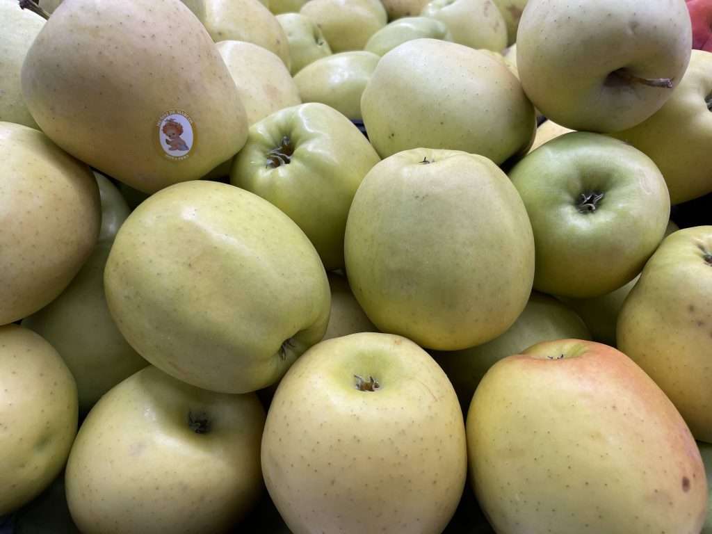 OFERTA ABRIL MANZANA GOLDEN LA RIBAZA